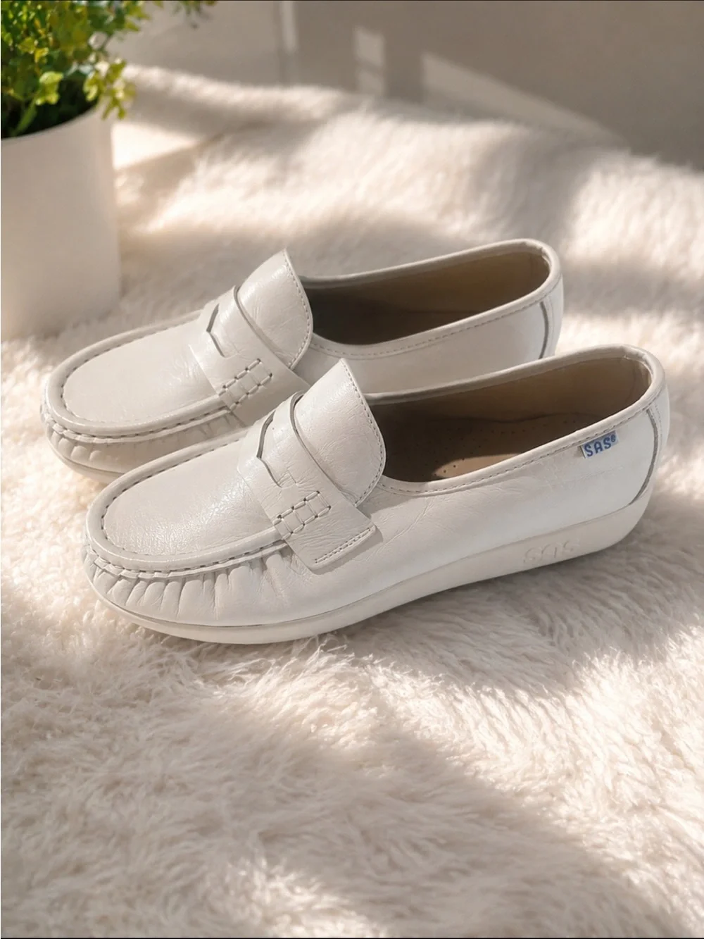 SAS Men's White Leather Penny Slip-On Loafers new no box